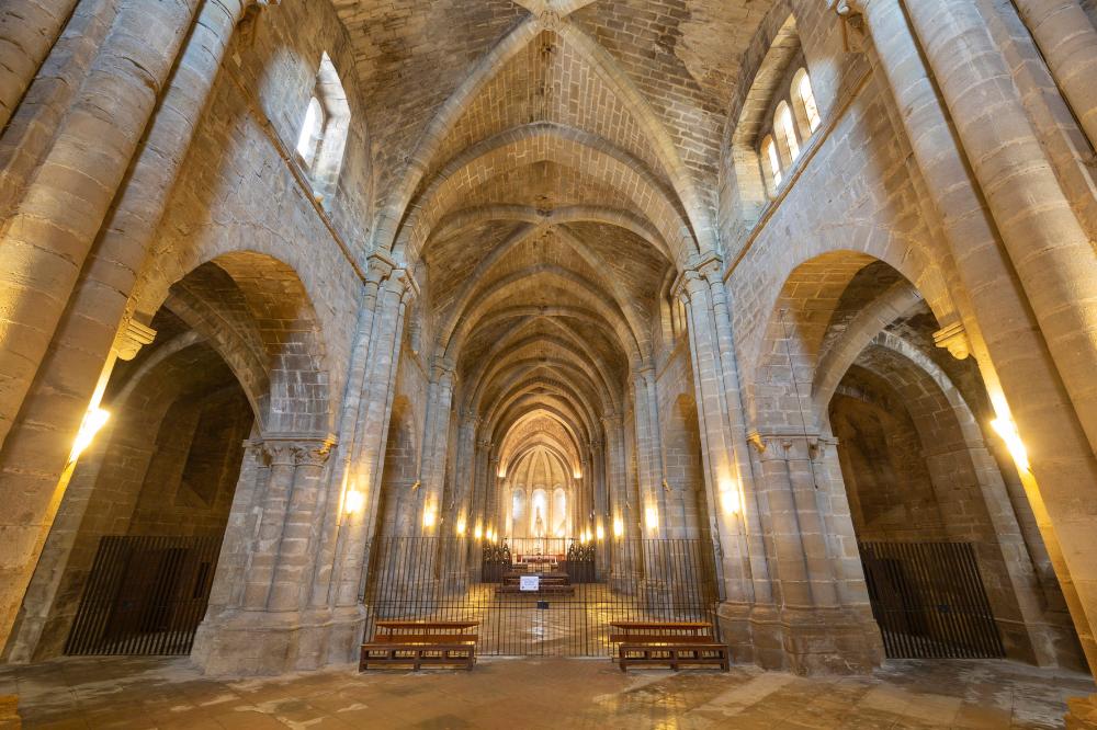 interior de la iglesia del monasterio de la Oliva